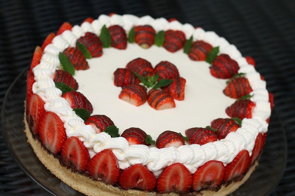 Erdbeer-Mascarpone-Torte