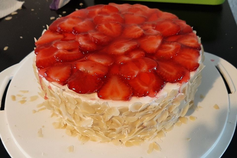 Erdbeer-Mascarpone-Torte