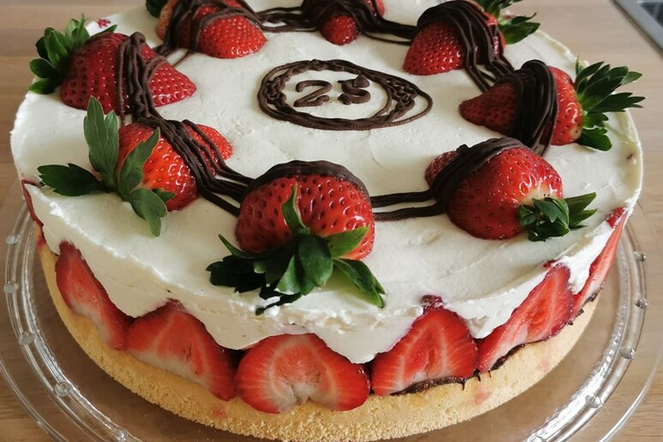 Erdbeer-Mascarpone-Torte