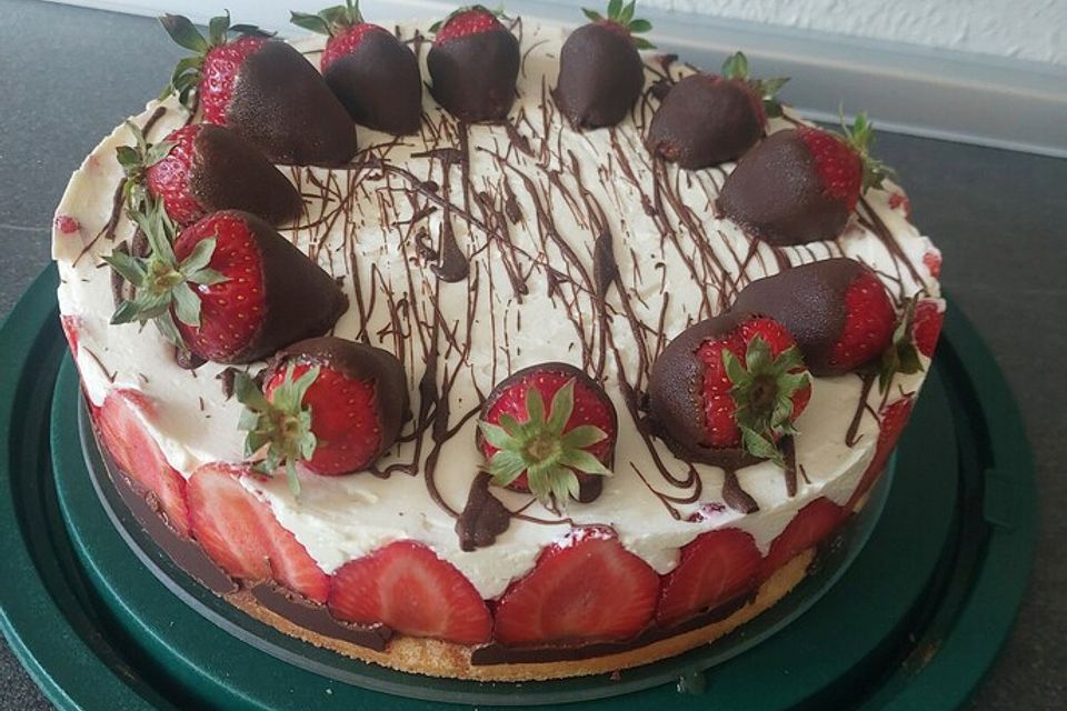 Erdbeer-Mascarpone-Torte