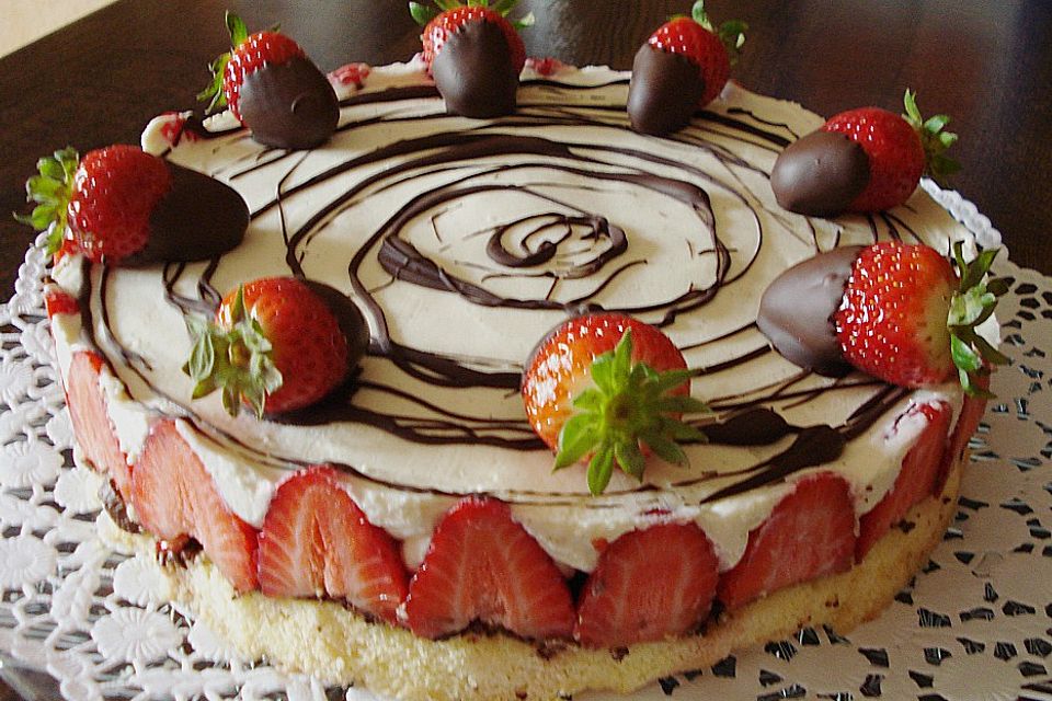 Erdbeer-Mascarpone-Torte