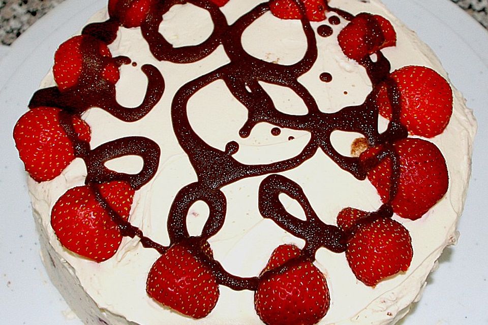 Erdbeer-Mascarpone-Torte