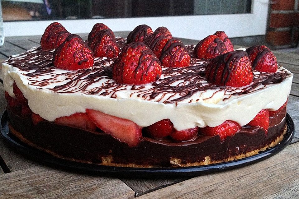 Erdbeer-Mascarpone-Torte