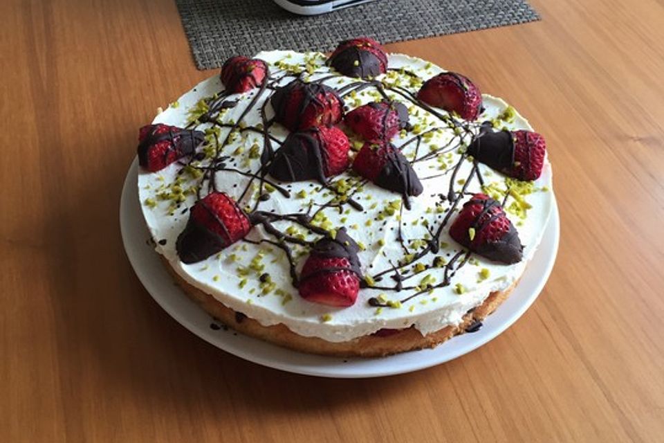 Erdbeer-Mascarpone-Torte