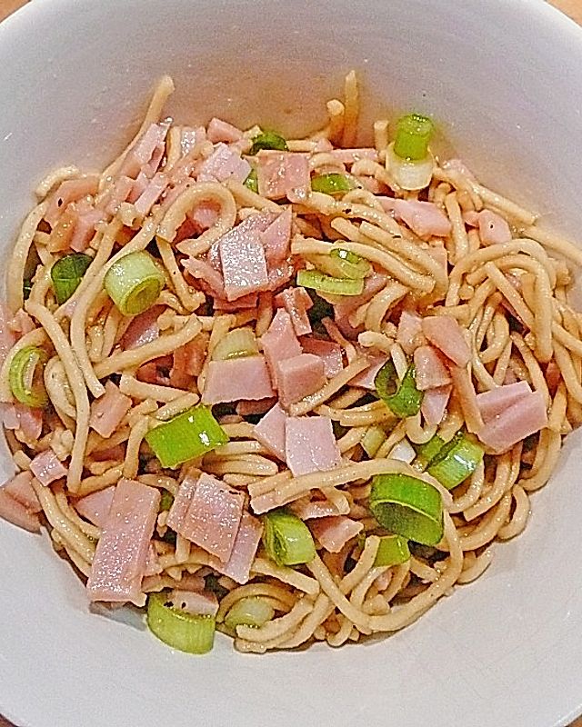 Spagetti - Salat