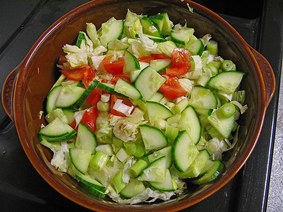 Bunter Salat mit Hähnchenbruststreifen von rosenfee | Chefkoch