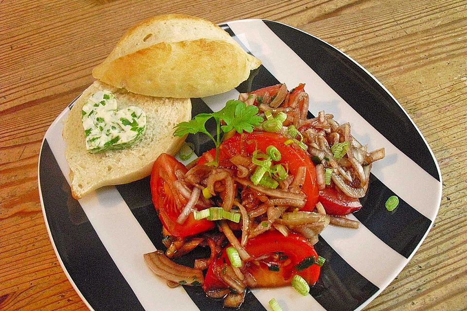 Tomaten - Zwiebel - Salat