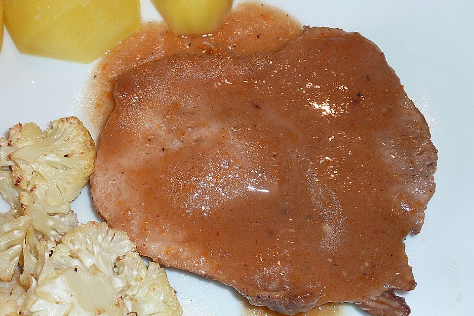 Schweinebraten in würziger Biersauce