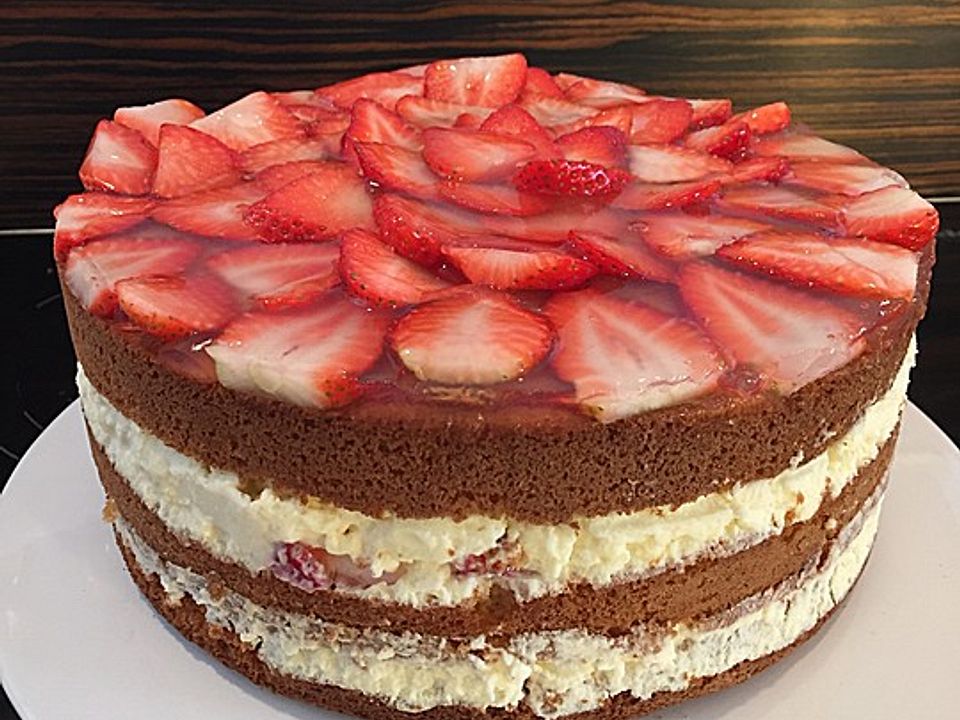 Erdbeer - Vanillesahne - Torte von fabienne | Chefkoch