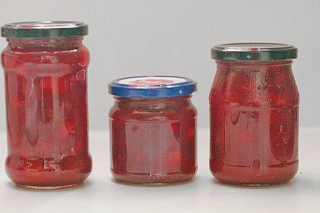 Erdbeer - Paradeiser - Weichsel - Marmelade mit Chili von monddrache ...