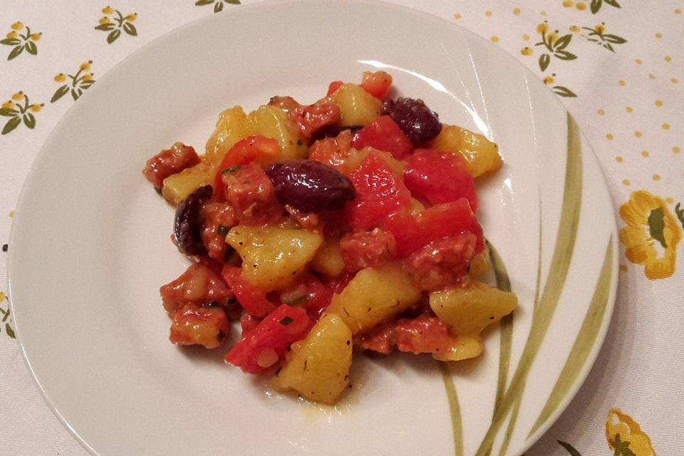 Spanischer Kartoffelsalat mit Chorizo Spanischer Kartoffelsalat mit Chorizo