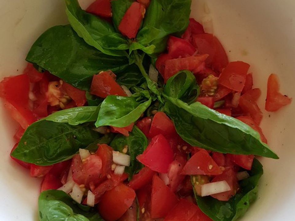 Einfacher Tomatensalat von meladori_magpie | Chefkoch