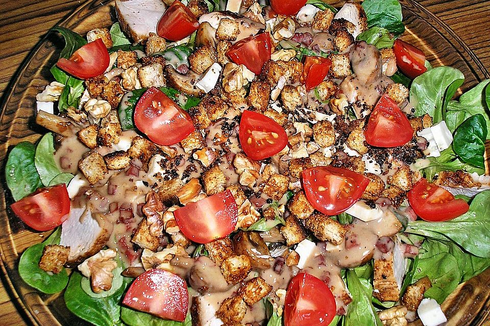 Warmer Tomaten - Pilz - Feldsalat an Balsamico