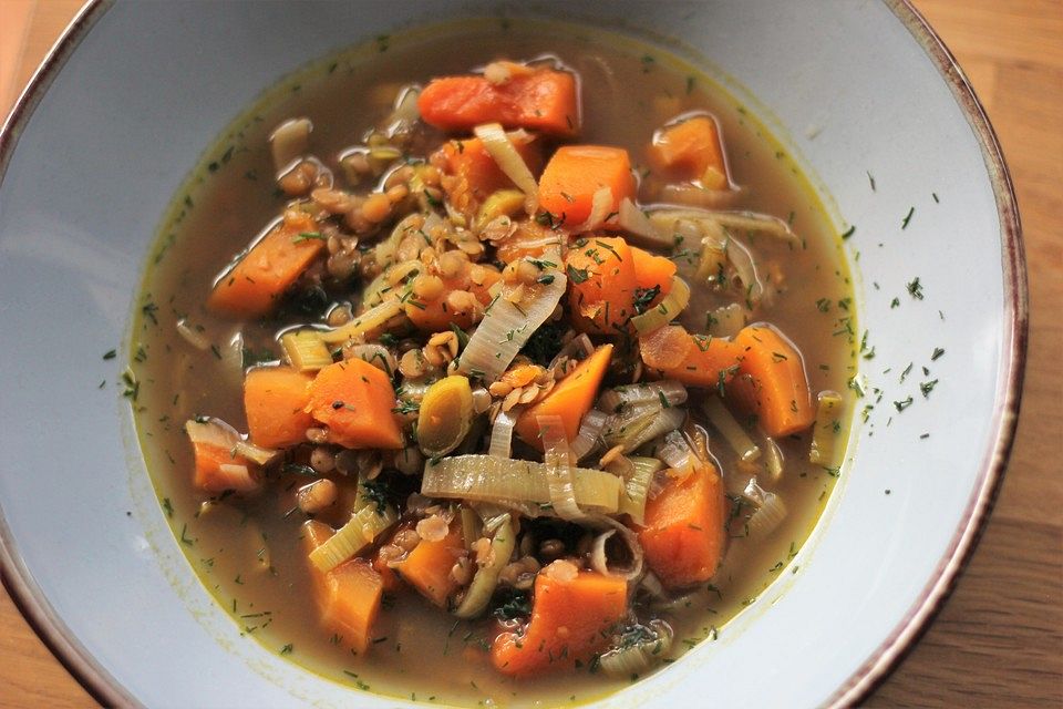 Muskatkürbis mit Lauch und roten Linsen