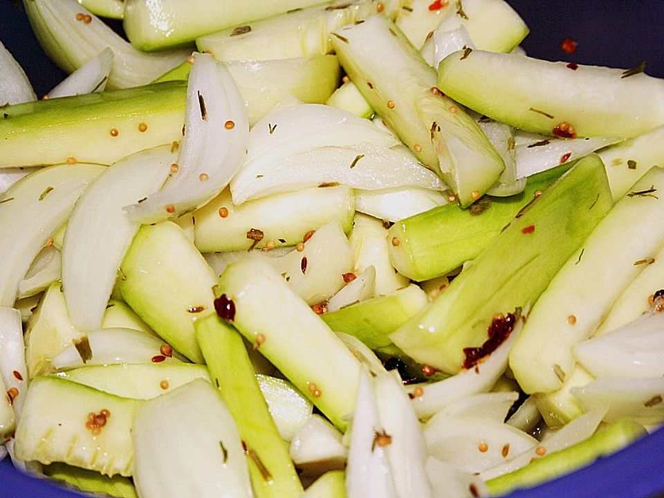 Sauer eingelegte Zucchini von schnuppimaus2000| Chefkoch