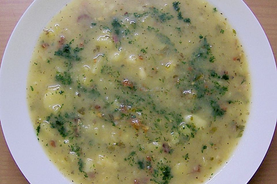 Kartoffelsuppe mit Speck