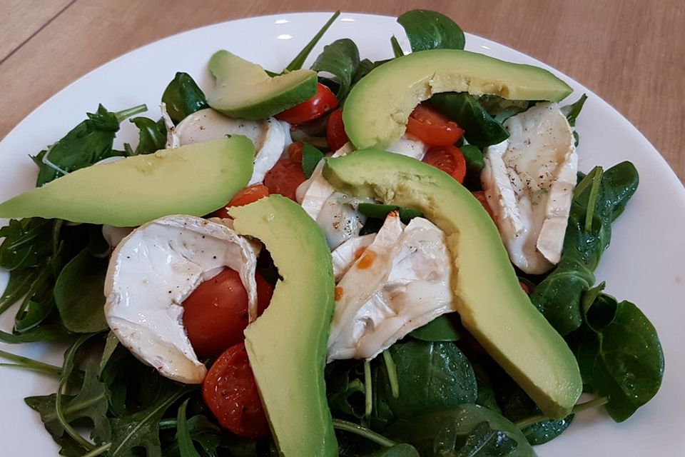 Avocado-Ziegenkäse-Salat