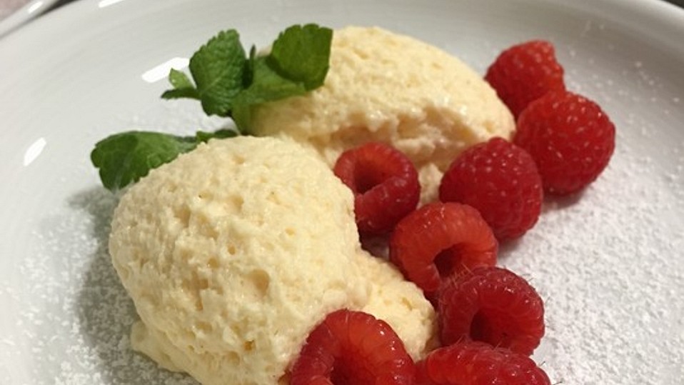 Weiße Mousse au chocolat von cuocoroma Weiße Mousse au chocolat von cuocoroma