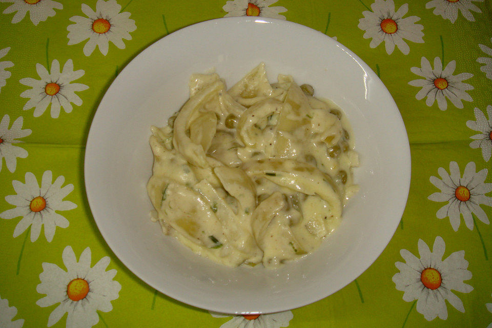 Zwiebelgemüse mit Erbsen