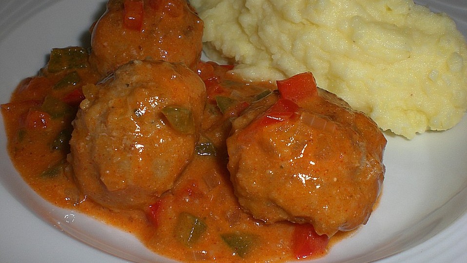 Fleischbällchen mit Paprikasoße von mima53