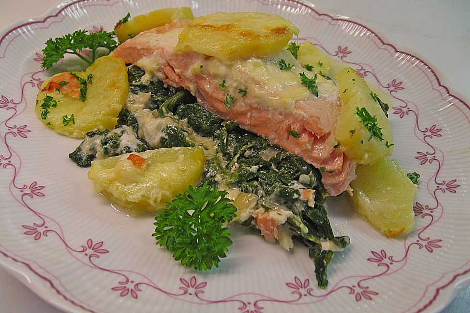 Spinat - Lachs - Kartoffelauflauf