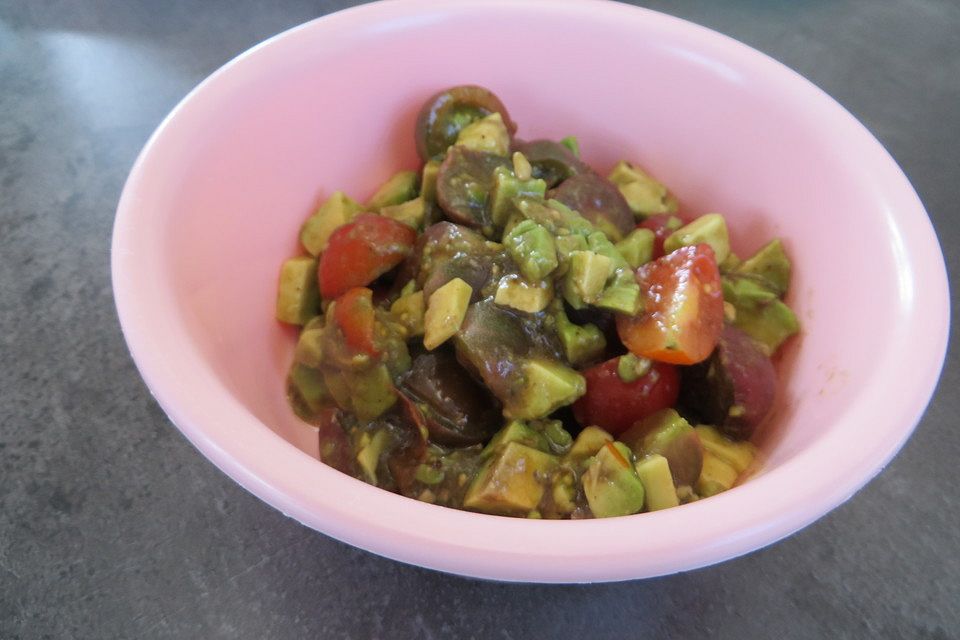 Avocado - Tomaten Salat