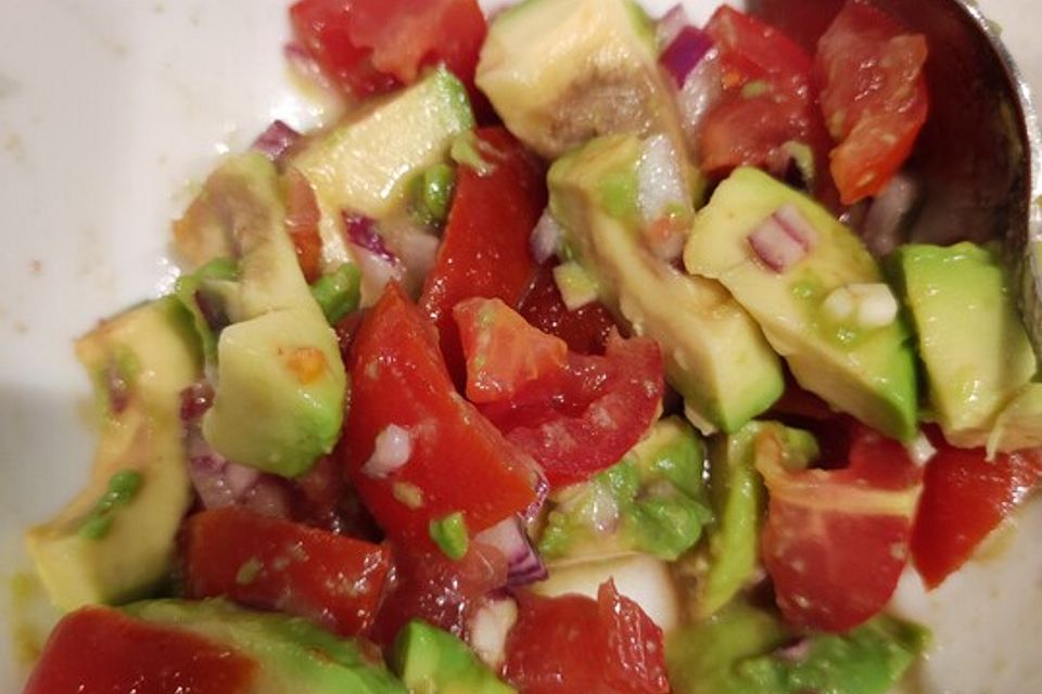 Avocado - Tomaten Salat