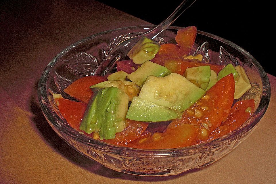 Avocado - Tomaten Salat