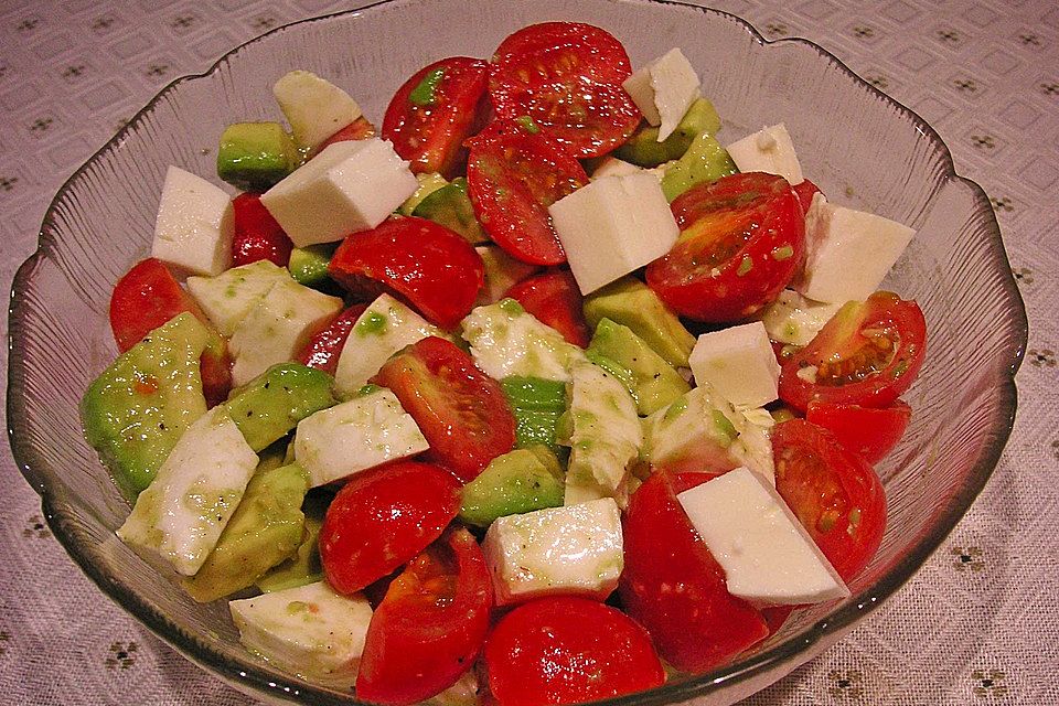 Avocado - Tomaten Salat