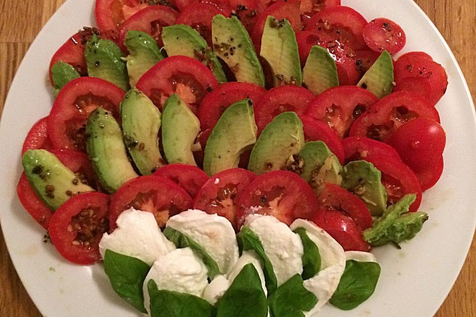 Avocado - Tomaten Salat