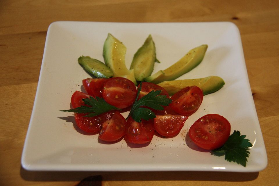 Avocado - Tomaten Salat