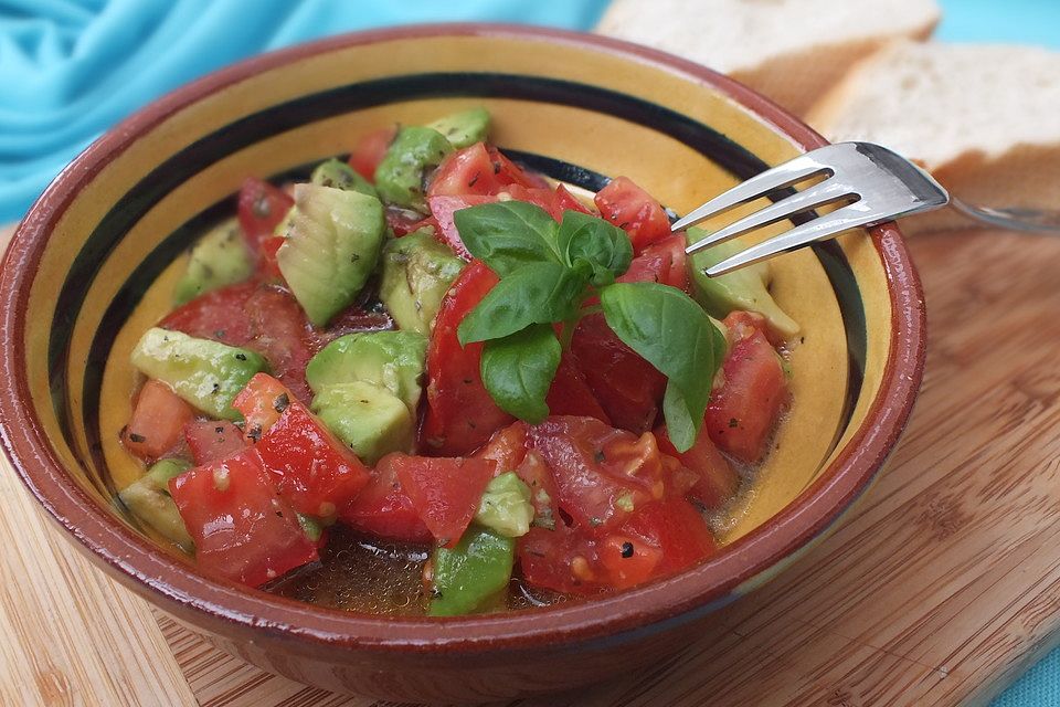 Avocado - Tomaten Salat