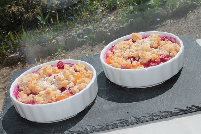 Johannisbeer-Pfirsich-Crumble von DieKalimera| Chefkoch