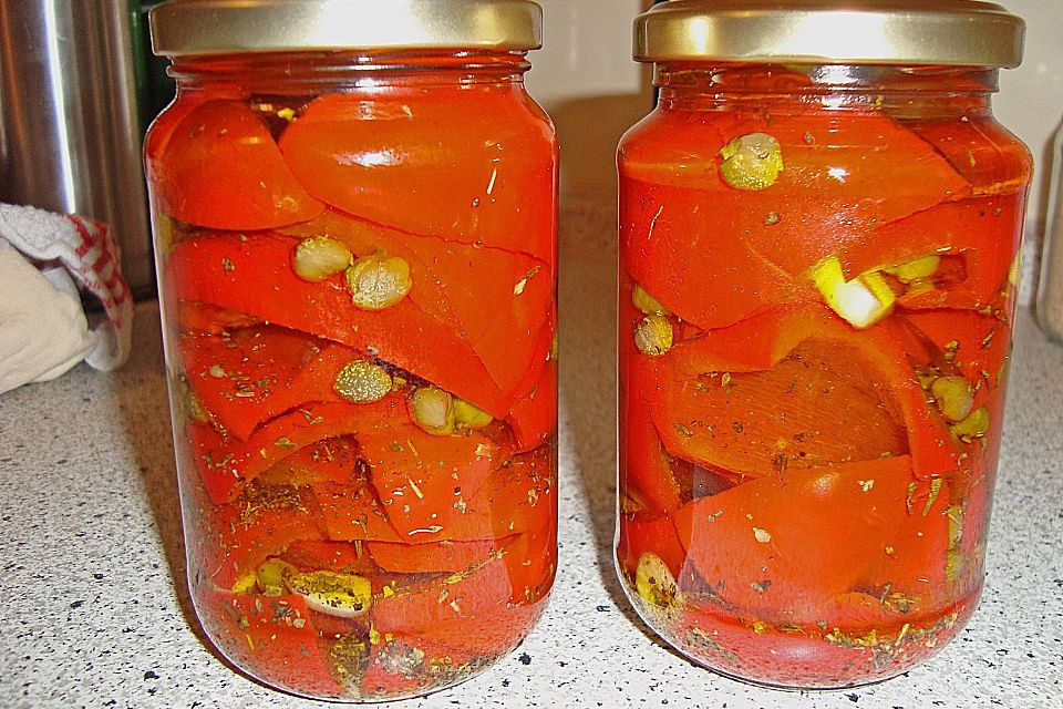 Eingelegte Paprika mit Kapern Eingelegte Paprika mit Kapern