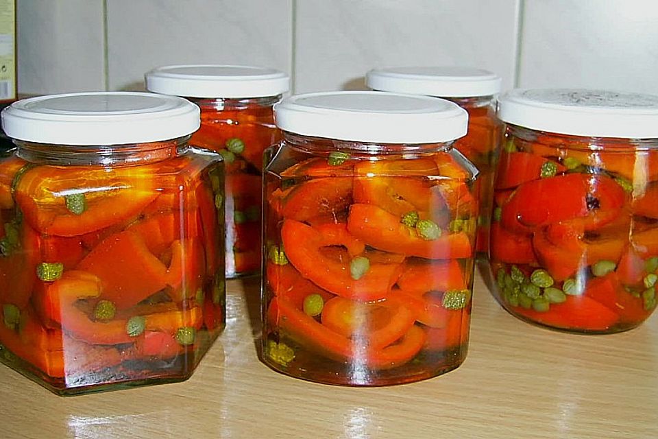 Eingelegte Paprika mit Kapern Eingelegte Paprika mit Kapern