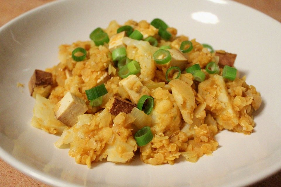 Blumenkohl - Linsen - Curry mit Tofu