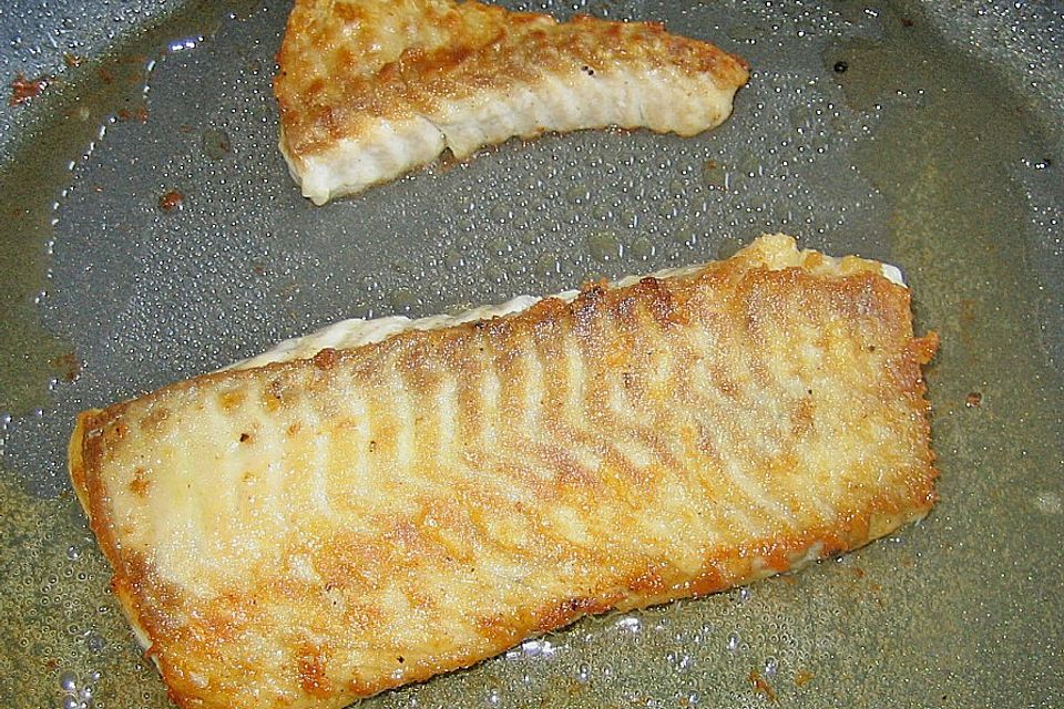 Seelachsfilet auf buntem Gemüse Seelachsfilet auf buntem Gemüse