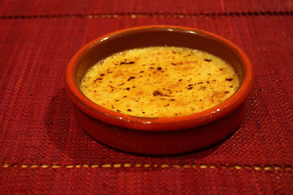 Crème brûlée von der Tonkabohne