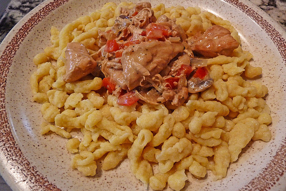 Balsamico - Putenbrust mit Paprika und Spätzle