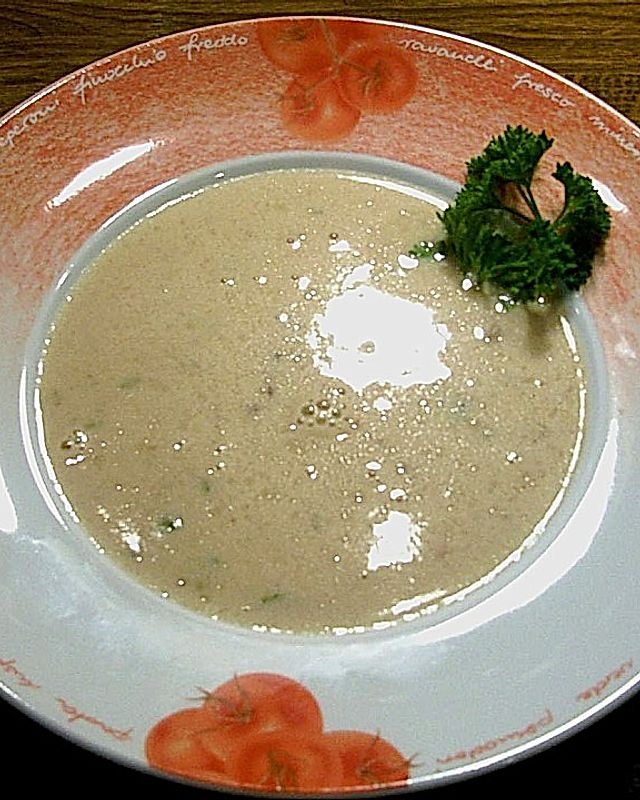 Steinpilz - Schaumsüppchen mit Parmesan