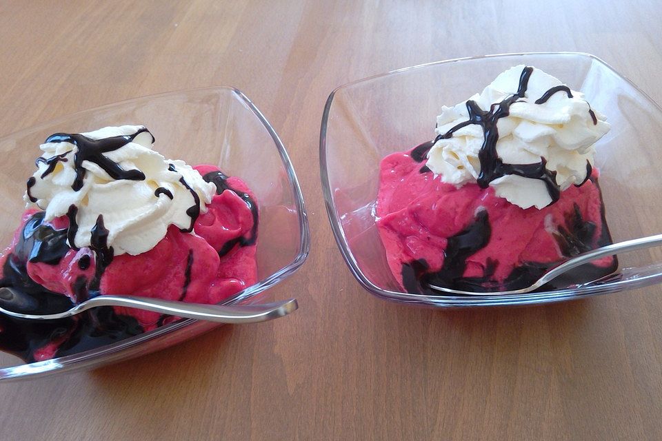 Beeren - Softeis