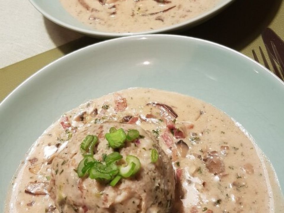 Semmelknödel mit Pfifferling - Rahmsauce von kleiner_engel| Chefkoch