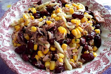 Kidneybohnen - Salat mit Thunfisch und Käse