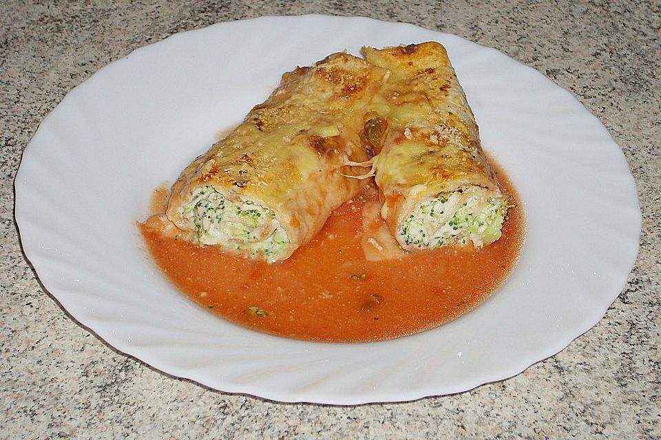 Brokkoli - Enchiladas in milder Chilisauce