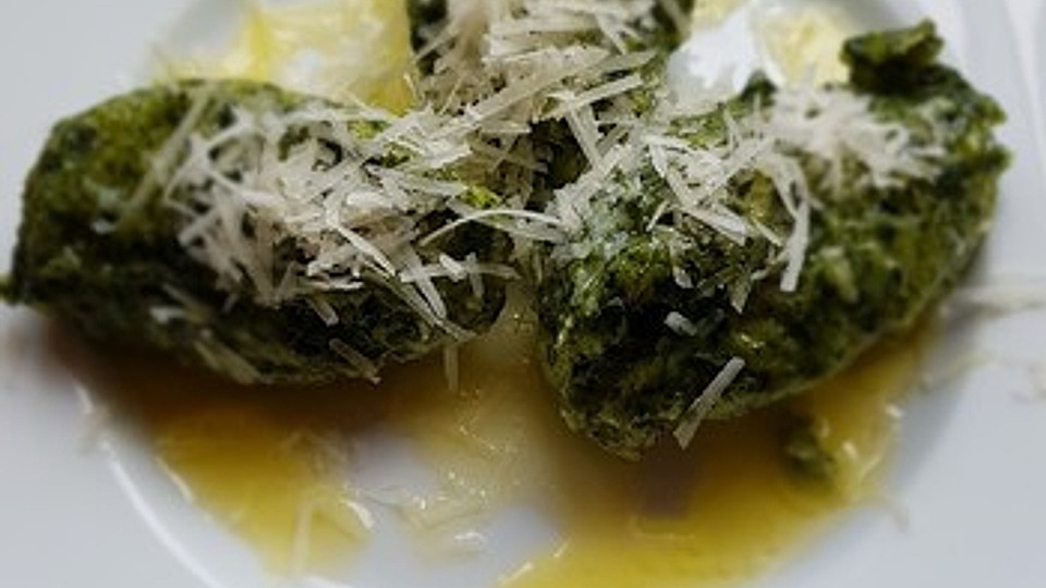 Spinat-Käse-Nocken - Malfatti von doppelmoppel| Chefkoch Spinat-Käse-Nocken - Malfatti von doppelmoppel| Chefkoch