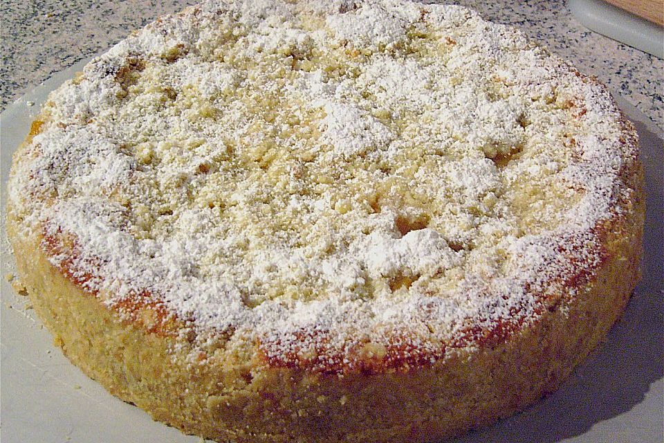 Pfirsich - Kirsch - Kuchen mit versunkenen Mandelstreuseln