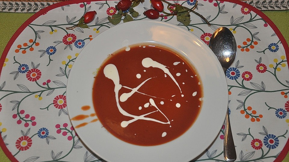 Hagebuttensuppe von jienniasy| Chefkoch