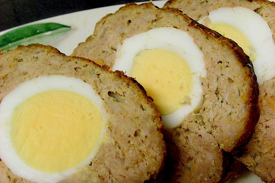 Falscher Hase mit glacierten Möhren und Spätzle