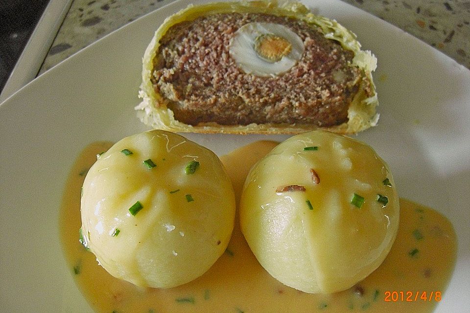 Falscher Hase mit glacierten Möhren und Spätzle