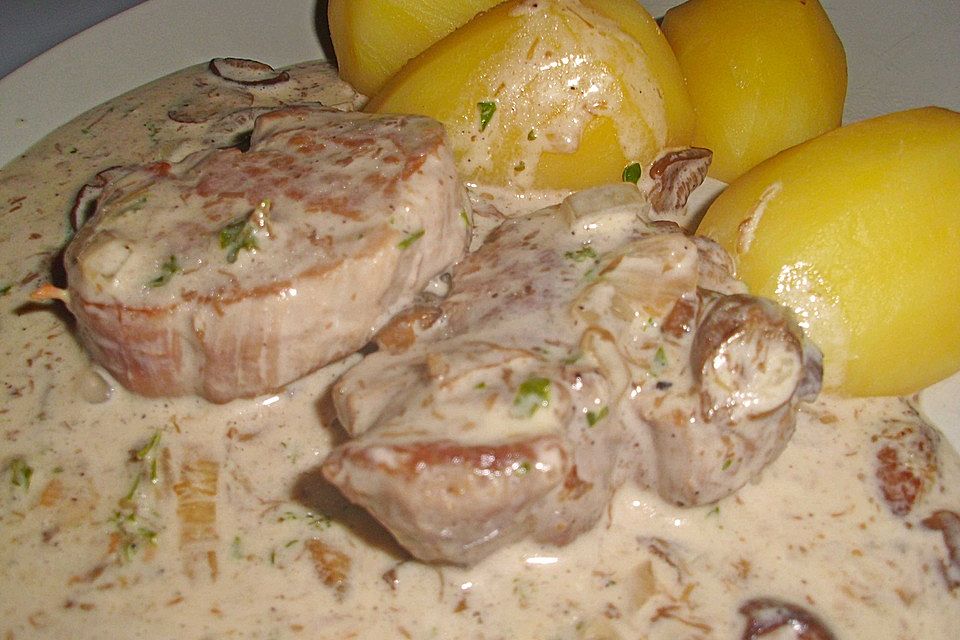 Schweinefilet mit Mischpilzen